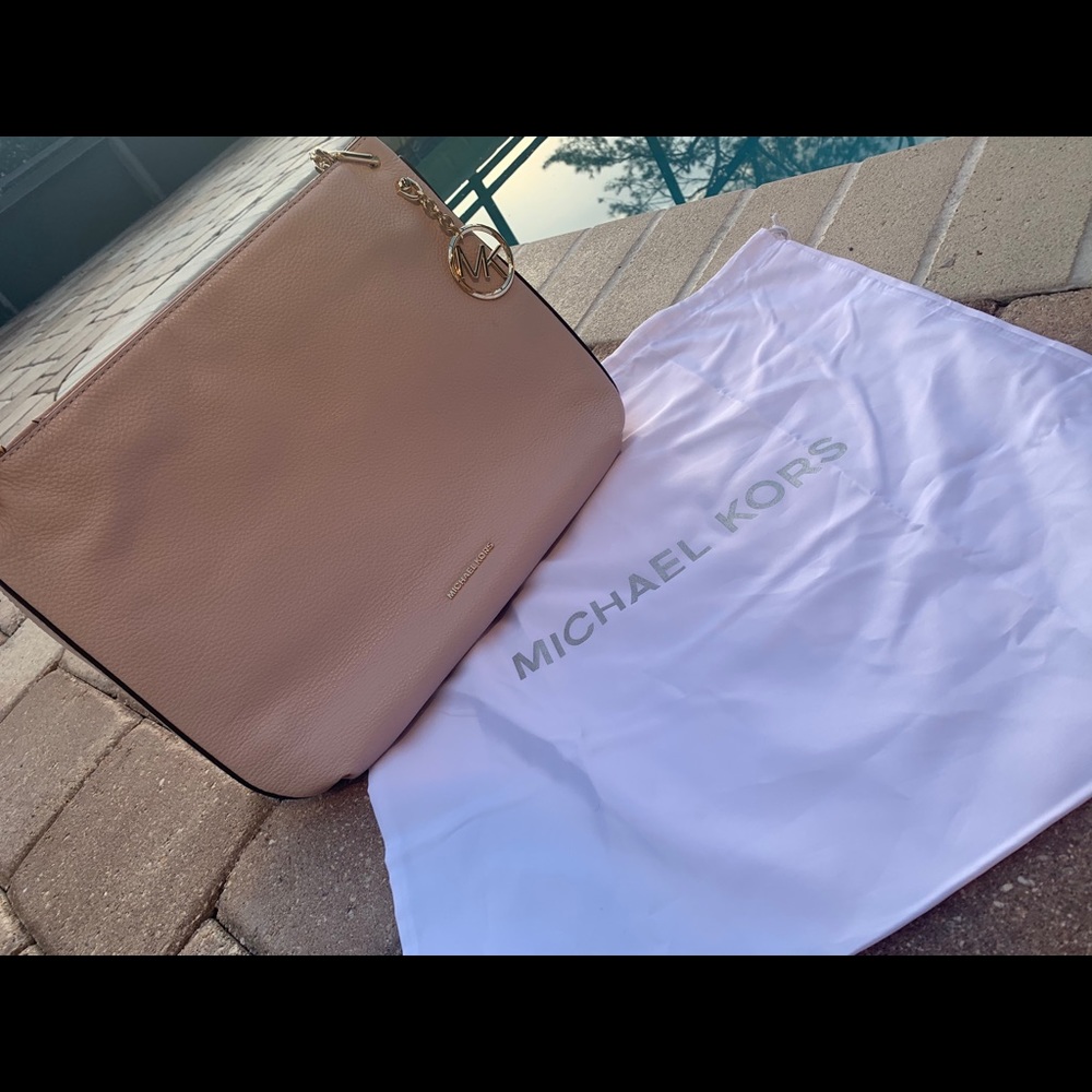 PINK MICHAEL KORS LILLIE HOBO BAG